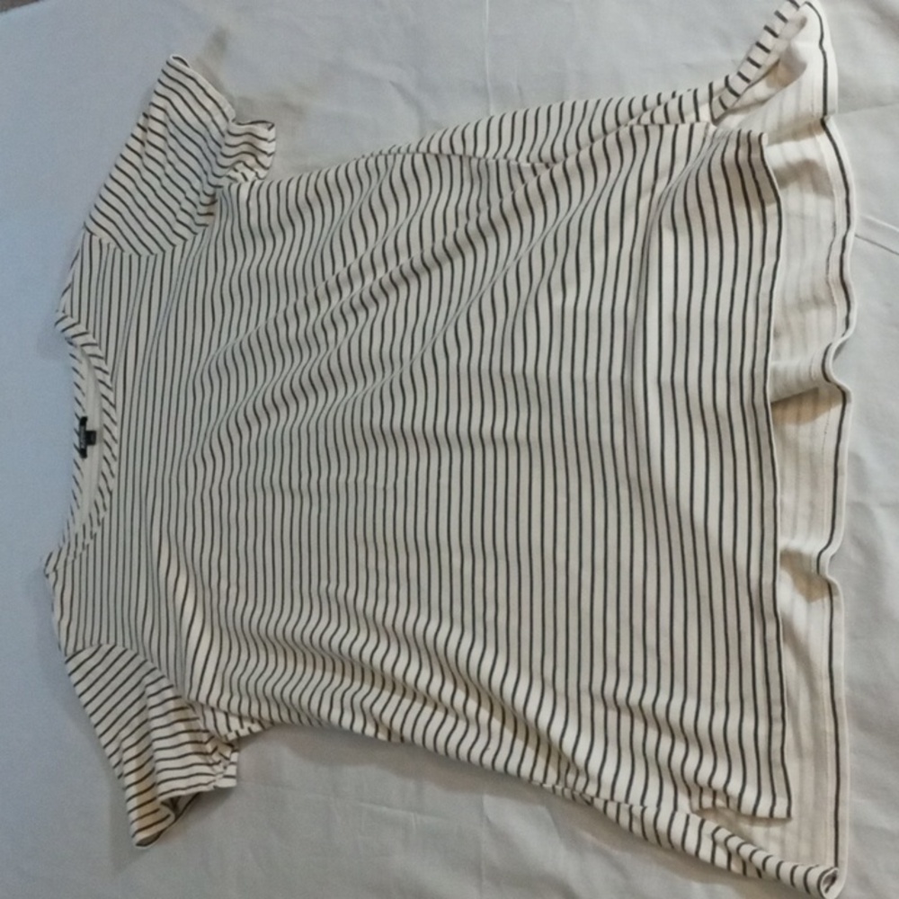 Buffalo David Bitton cream and black T-shirt dress